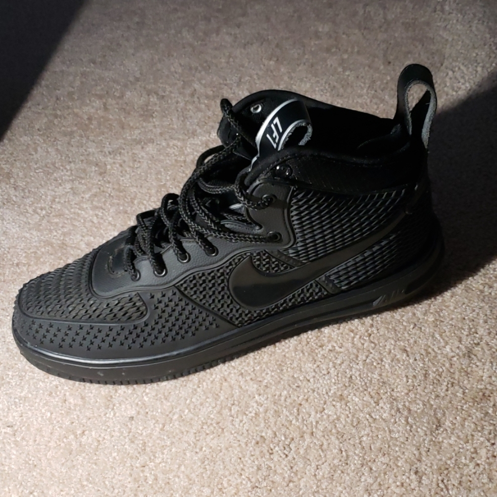 Nike LF1 Shoe